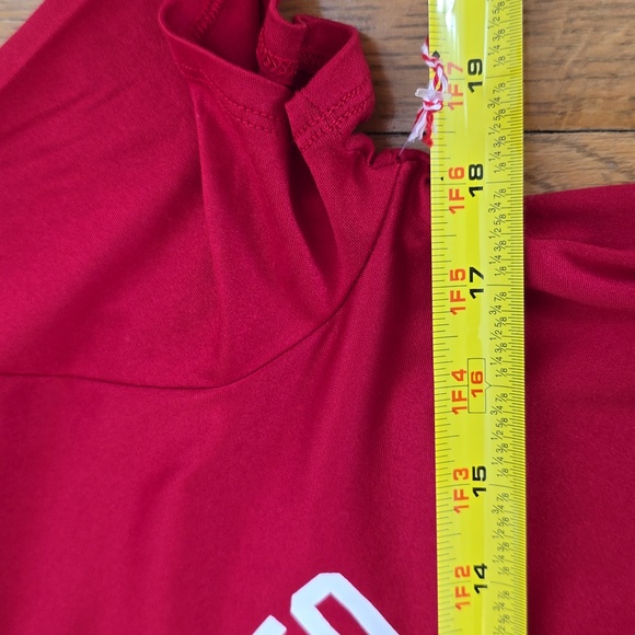 MAGICAL SEASON WOMEN'S RED " MOST LIKELY TO KISS SANTA" SHORT SLEEVE TEE SMALL - Picture 11 of 14